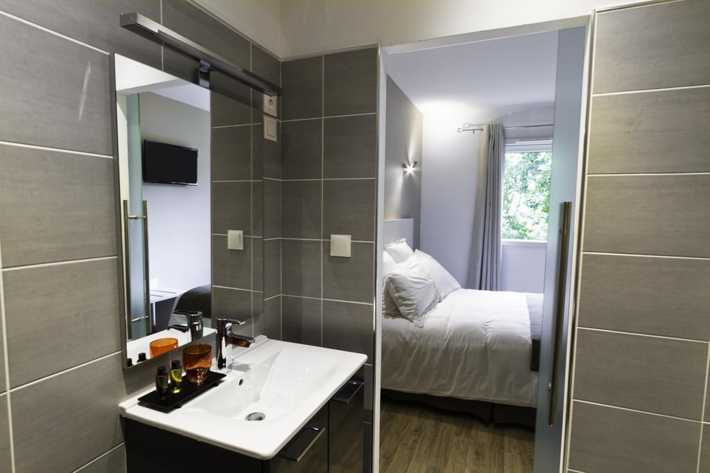 Hotel Les Petits Oreillers Saint-Martin-dʼArdèche Pokoj fotografie